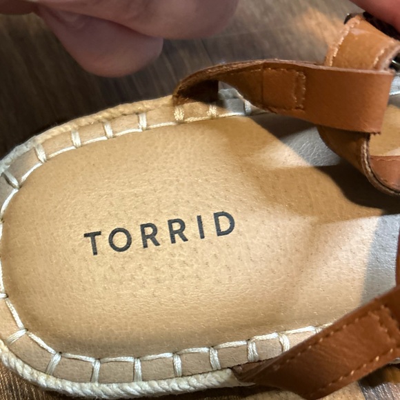 NWOT Torrid Sandals - Picture 2 of 4